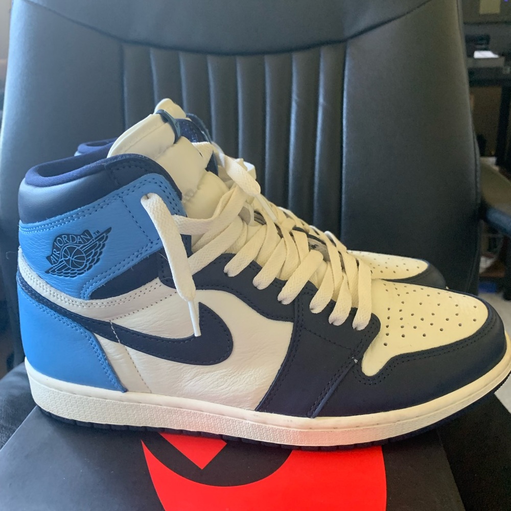 SOLD! Jordan 1 high Obsidian Sz 11 EUC